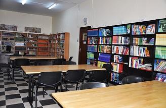 T.I.S. Middle and Senior School Boys Library