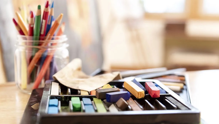 Art teachers needed at TIS, Jeddah, to inspire creativity and enrich the school's environment.